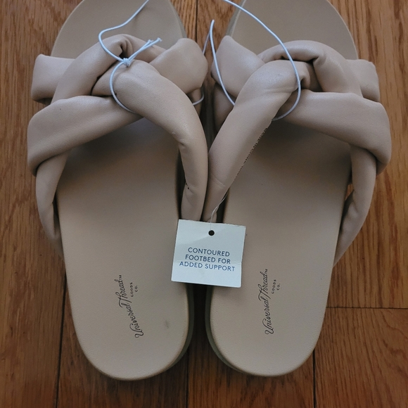 Universal Thread Sandals for Women - Picture 2 of 6